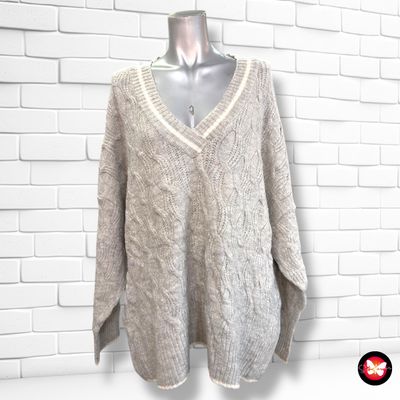 **HOY** Jersey de manga larga STRADIVARIUS Talla M (muy grande)