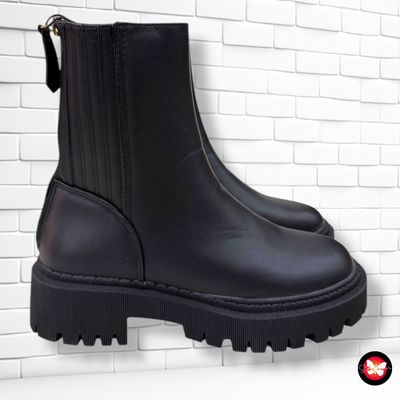 **HOY** Botines SINSAY T36