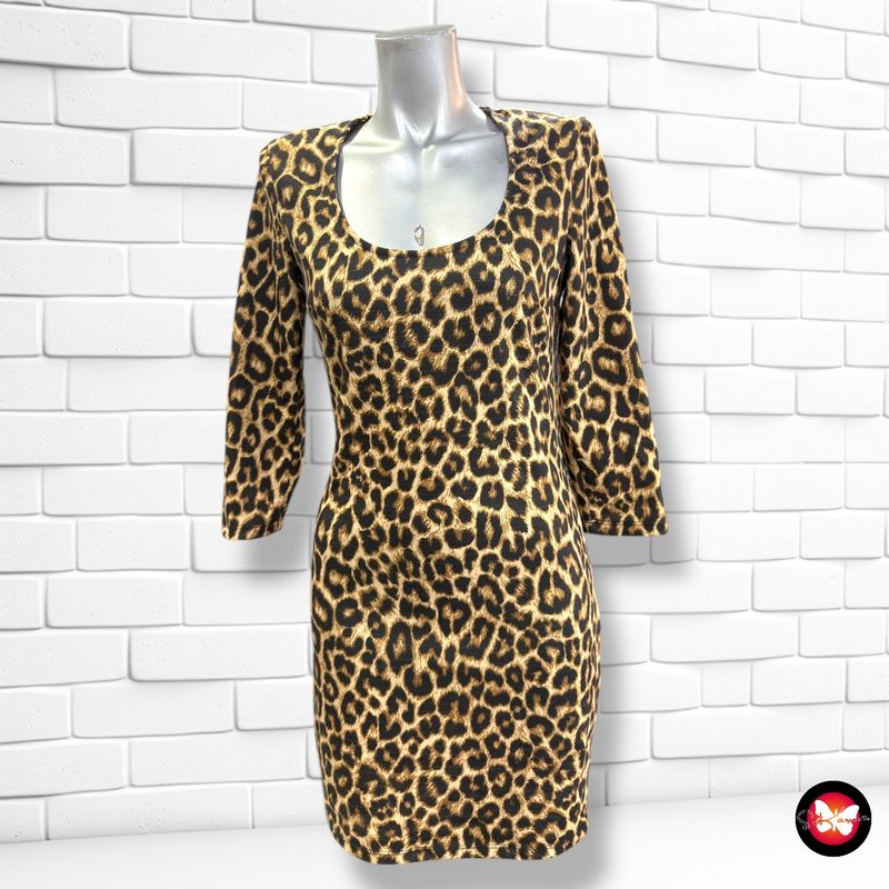 Vestido animal print STRADIVARIUS Talla M (pequeña)
