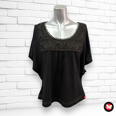 Blusa corte mariposa con mangas de volante EDC Talla S/M