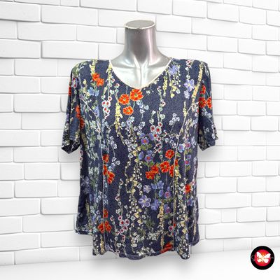 Camiseta de manga corta con florecitas Talla XL