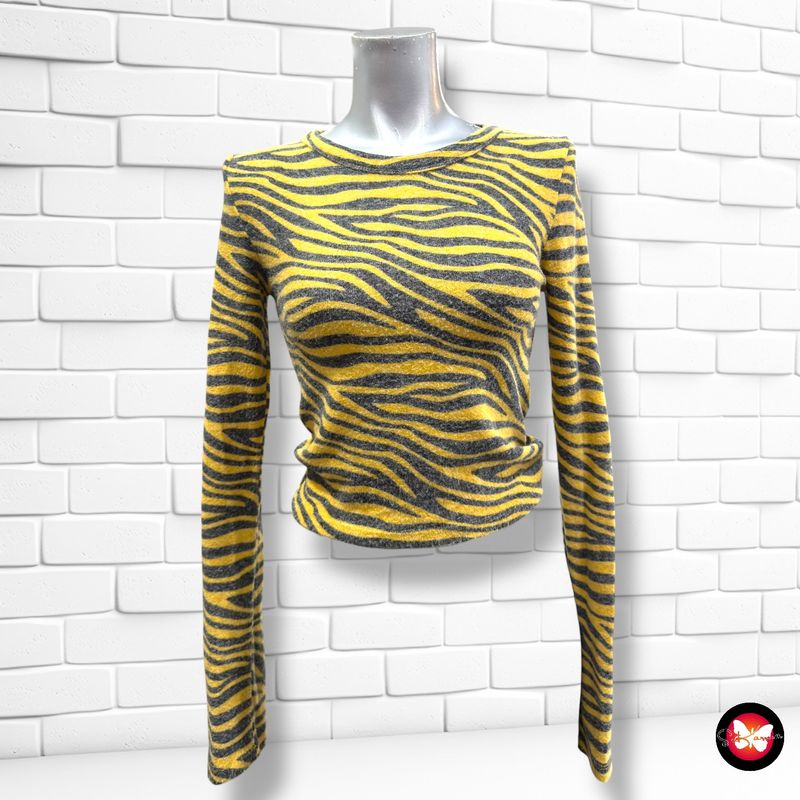 **HOY** Jersey de manga larga peluchito ZARA Talla S