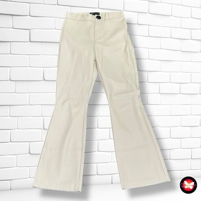 **HOY** Pantalón campana de piel sintética ZARA Talla XS