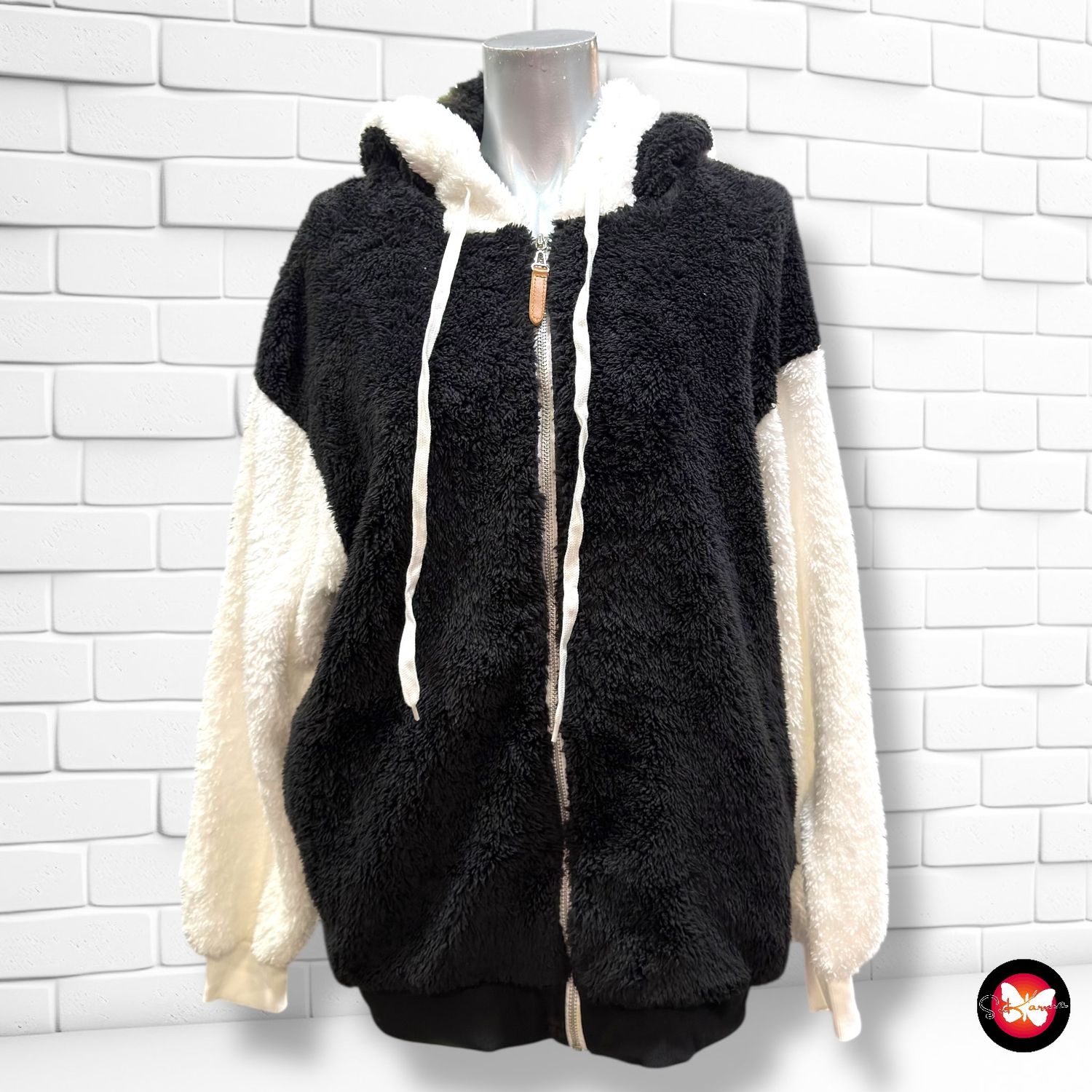 **HOY** Chaqueta sudadera de peluchito Talla S (grande)