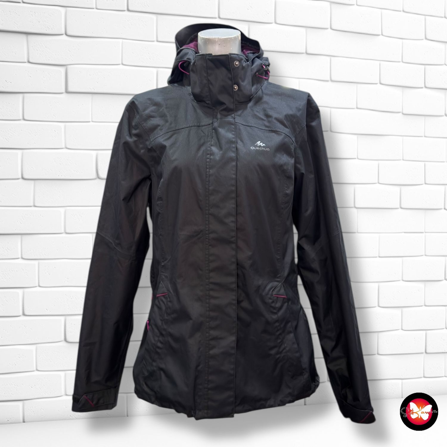 **HOY** Chaqueta outdoors cortavientos QUECHUA Talla S