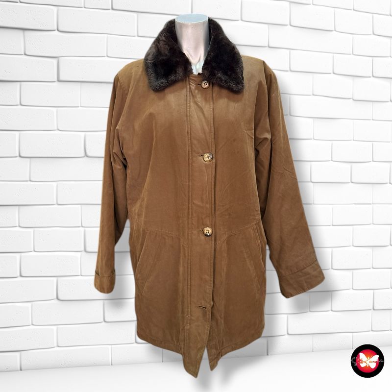 Chaqueta acolchada con cuello de pelo Talla S (grande)