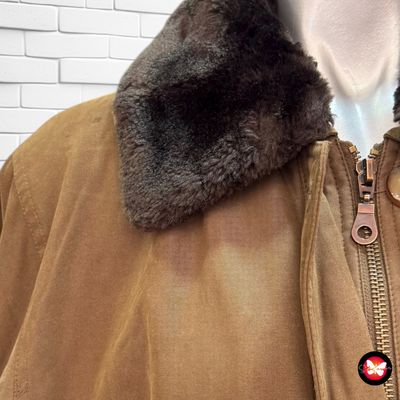 Chaqueta acolchada con cuello de pelo Talla S (grande)