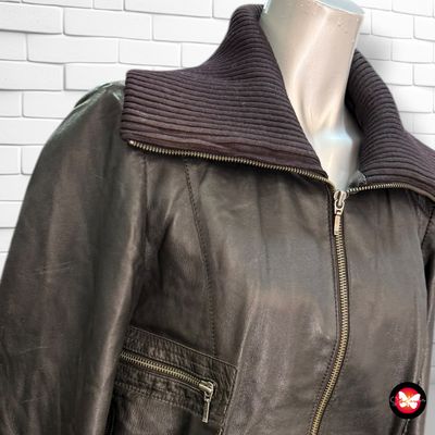Cazadora de piel STRADIVARIUS Talla M