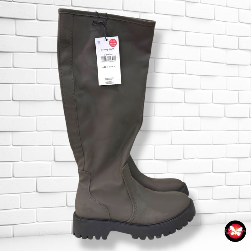 Botas altas engomadas SINSAY T37