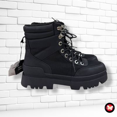 Botines montaña SINSAY T39