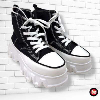 Zapatillas de lona con plataforma SINSAY T36