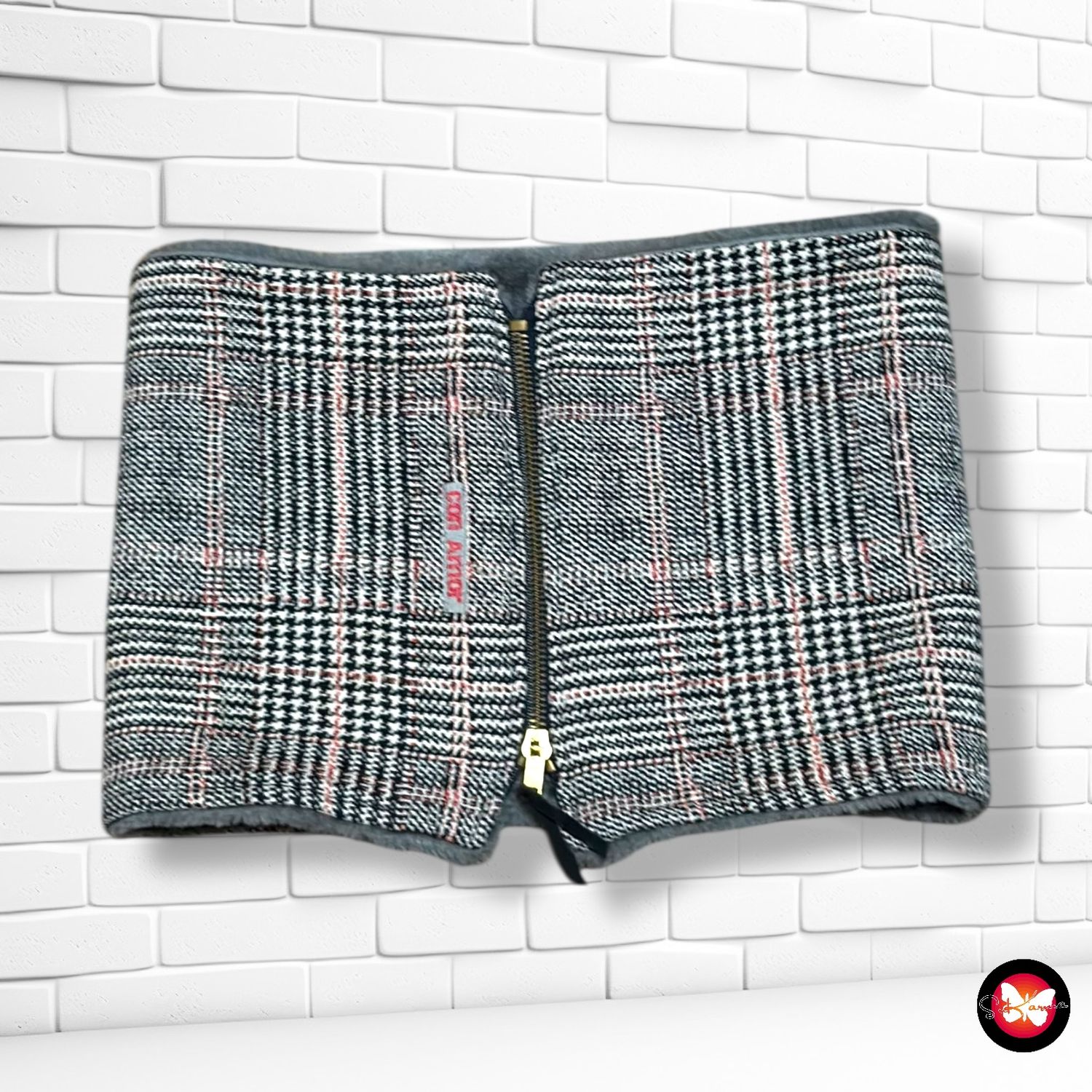 **HOY** Cuello con cremallera y pelo