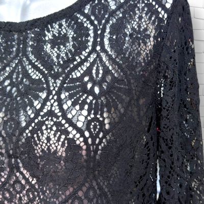 **HOY** Blusa traslúcida de encaje KIABI color Negro Talla M