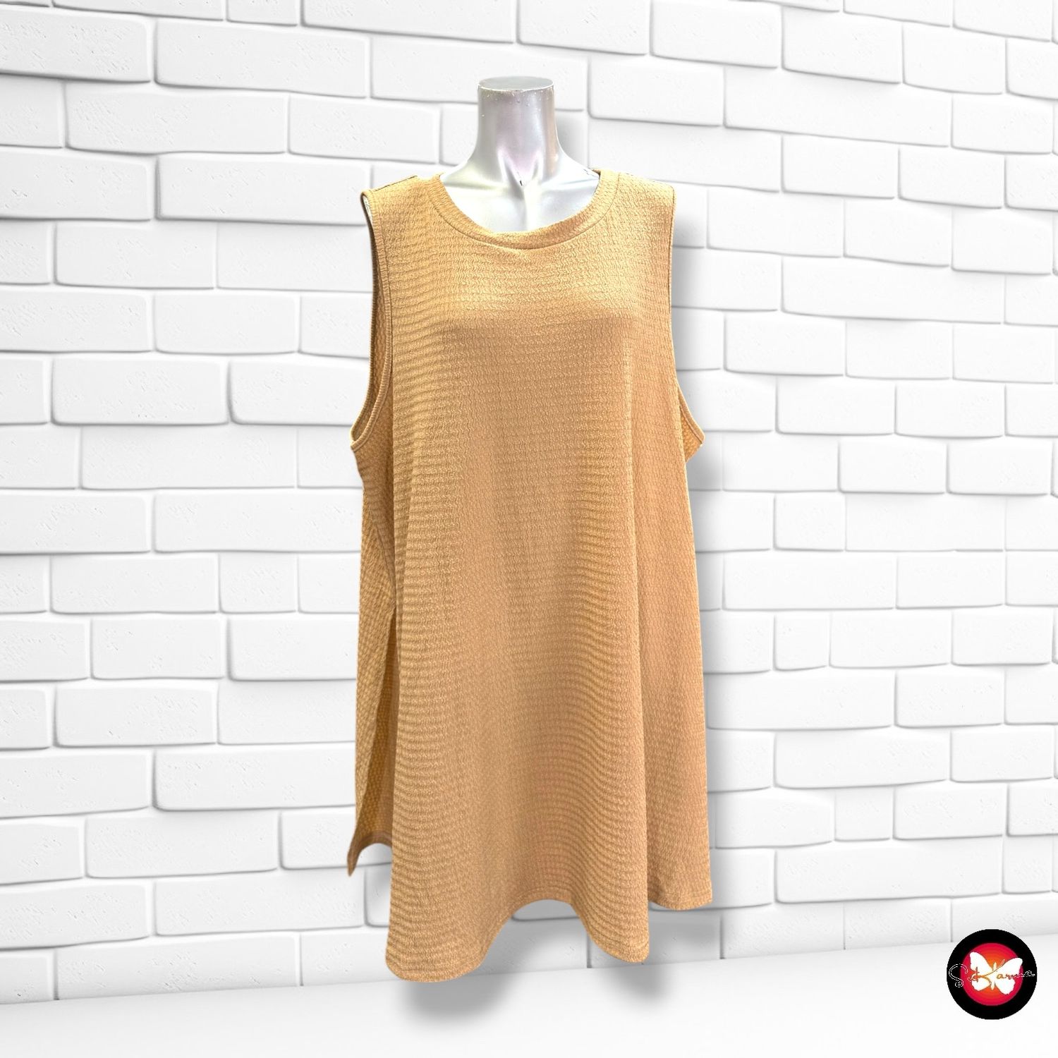 **HOY** Conjunto blusa + pantalón SHEIN CURVE color Camel Talla 3XL