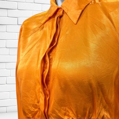 Camisa cropped satinada ZARA color Naranja Talla S