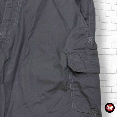 Bermudas outdoors QUECHUA color Gris Talla 42