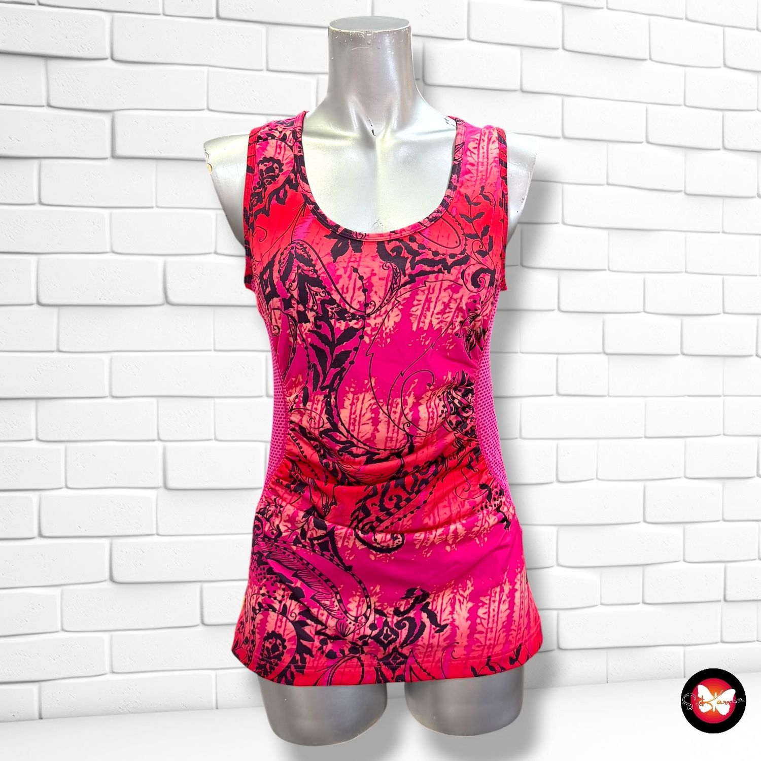 Camiseta deportiva con bolsillos  color Varios Talla M