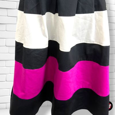 **HOY** Vestido formal DERHY color Negro, blanco y magenta Talla M