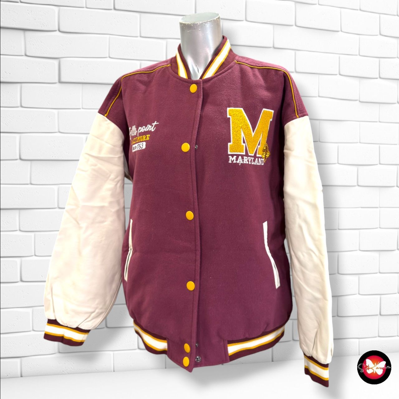 Chaqueta preppy acolchada C&amp;A color Granate y hueso Talla S (grande)