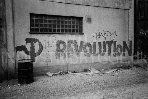 Revolutionsgraffiti på Wennberg Silo 2001