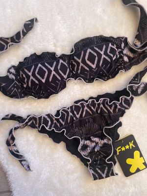 Bikini Ethos fascia con slip nodi regolabile variante nero Bikini Ethos fascia con slip nodi regolabile variante nero