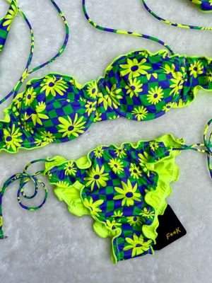 Bikini Meadow of Daisies