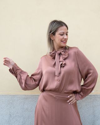 Blusa Haveone con nodo castagna