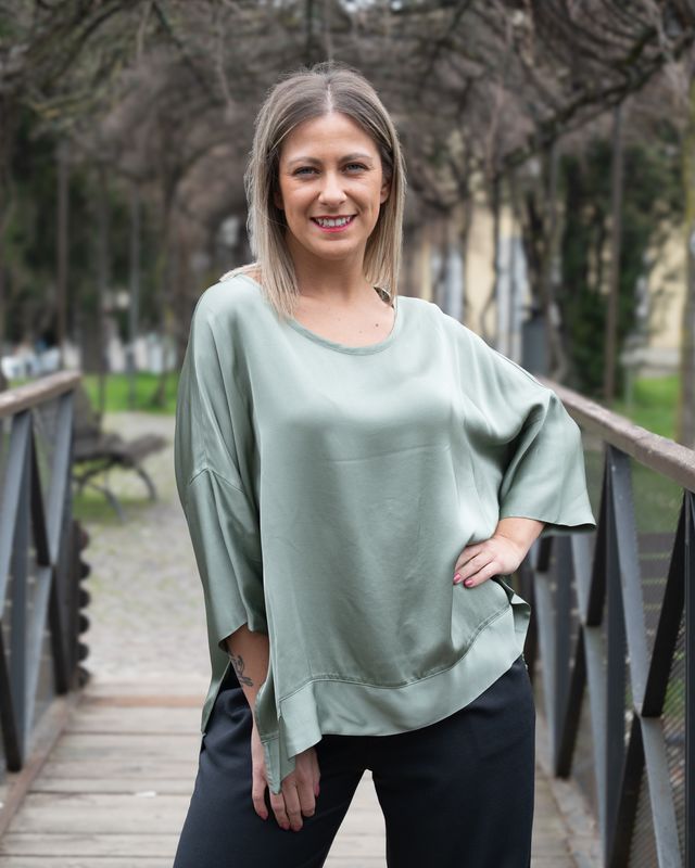 Blusa over Haveone salvia