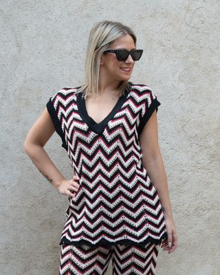 Maglia Vicolo a fantasia con scollo a V