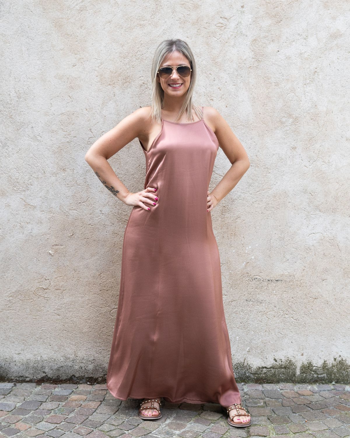 Abito Haveone con scollo pari frontale castagna