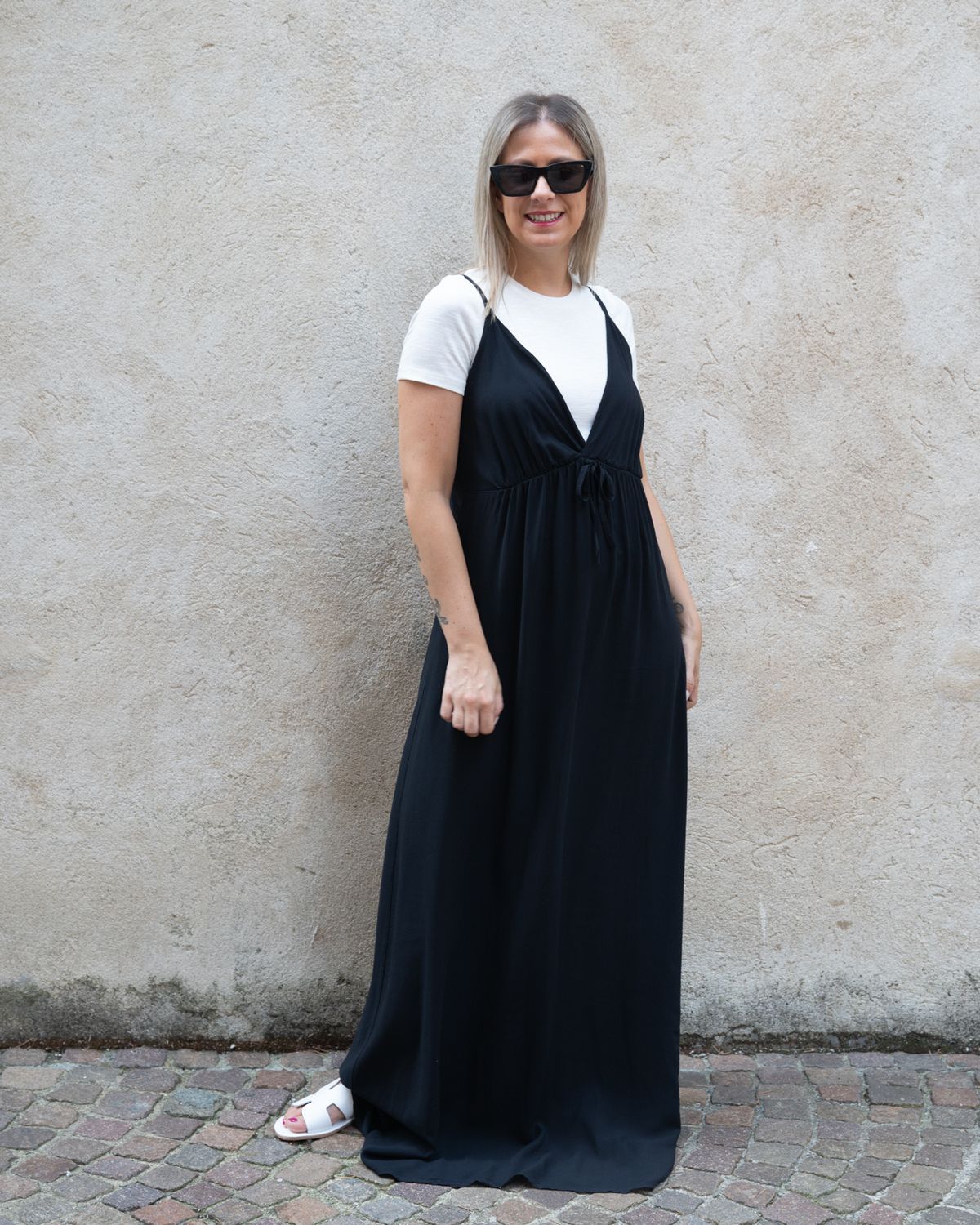 Abito Haveone con fiocchetto nero