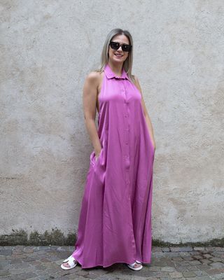 Abito Angela Davis con scollo dietro fucsia