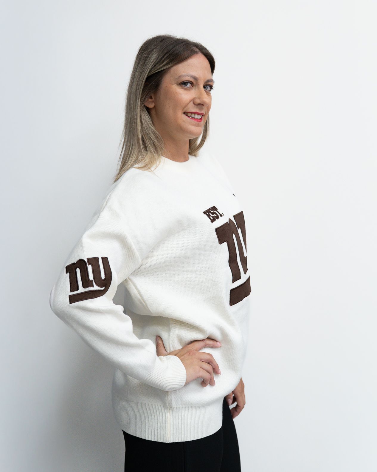 Felpa con patch HaveOne panna