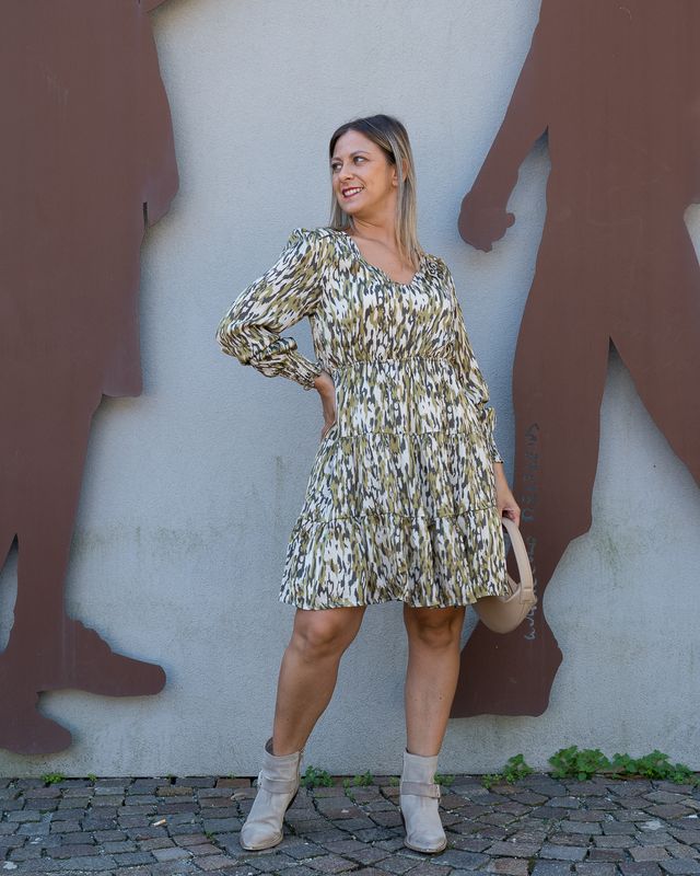 Abito Art Love fantasia verde militare