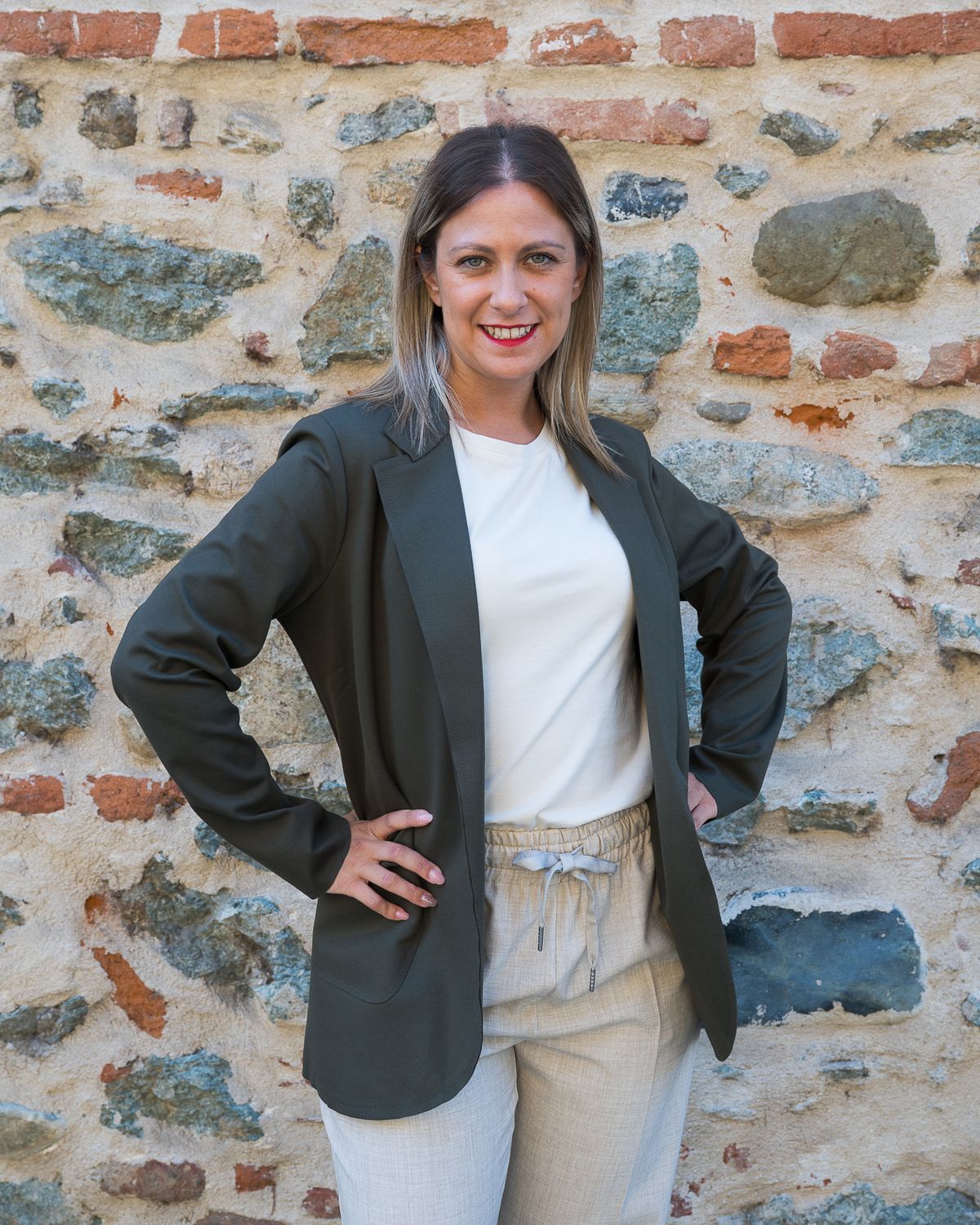 Blazer Maryley taglio vivo verde militare