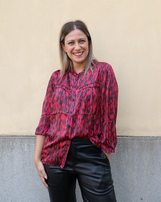 Blusa Art Love fantasia rosso e nero