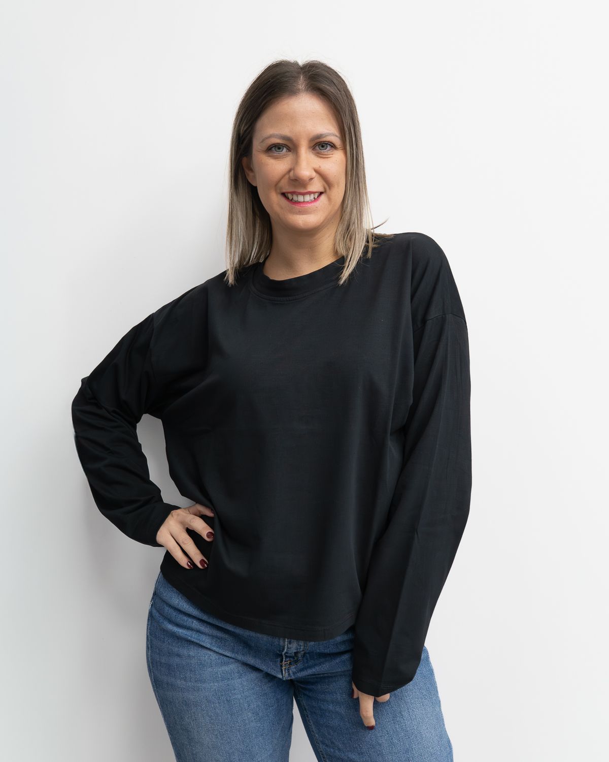 Maglia basic HaveOne modello scatoletta nero Maglia basic HaveOne modello scatoletta nero