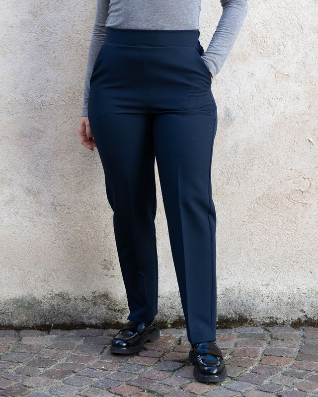 Pantalone Maryley modello a sigaretta blu