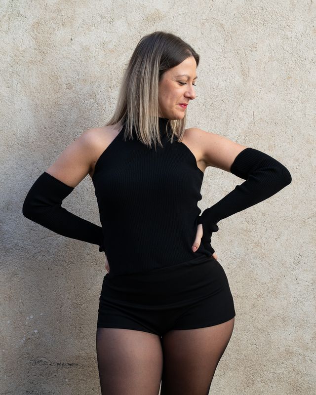 Maglia smanicata HaveOne con pizzo e manicotti Maglia smanicata HaveOne con pizzo e manicotti