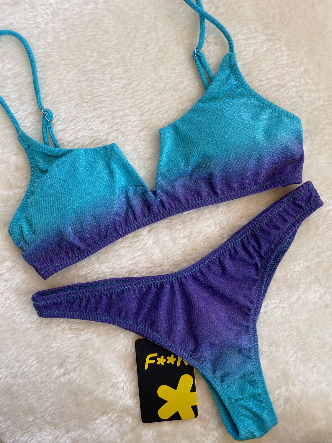 Bikini Summer 2026 slip fisso con fascia a V