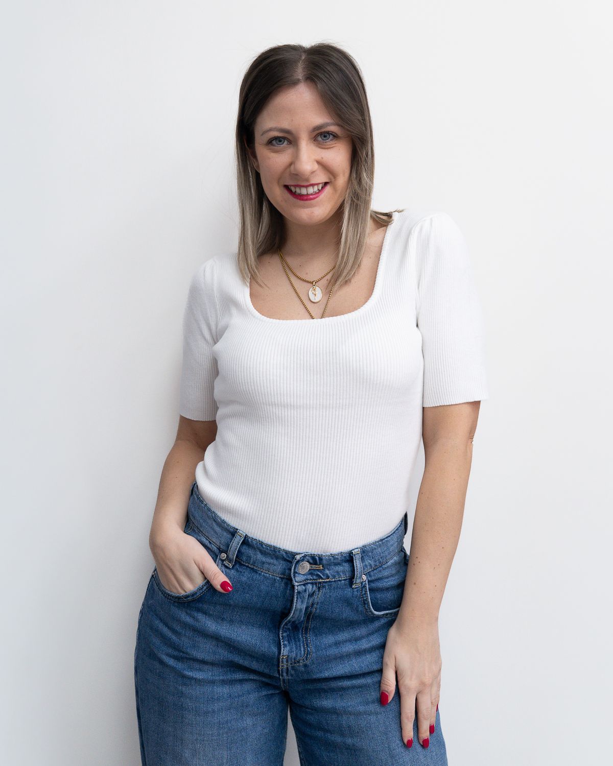 T-Shirt con scollo quadrato Art Love panna