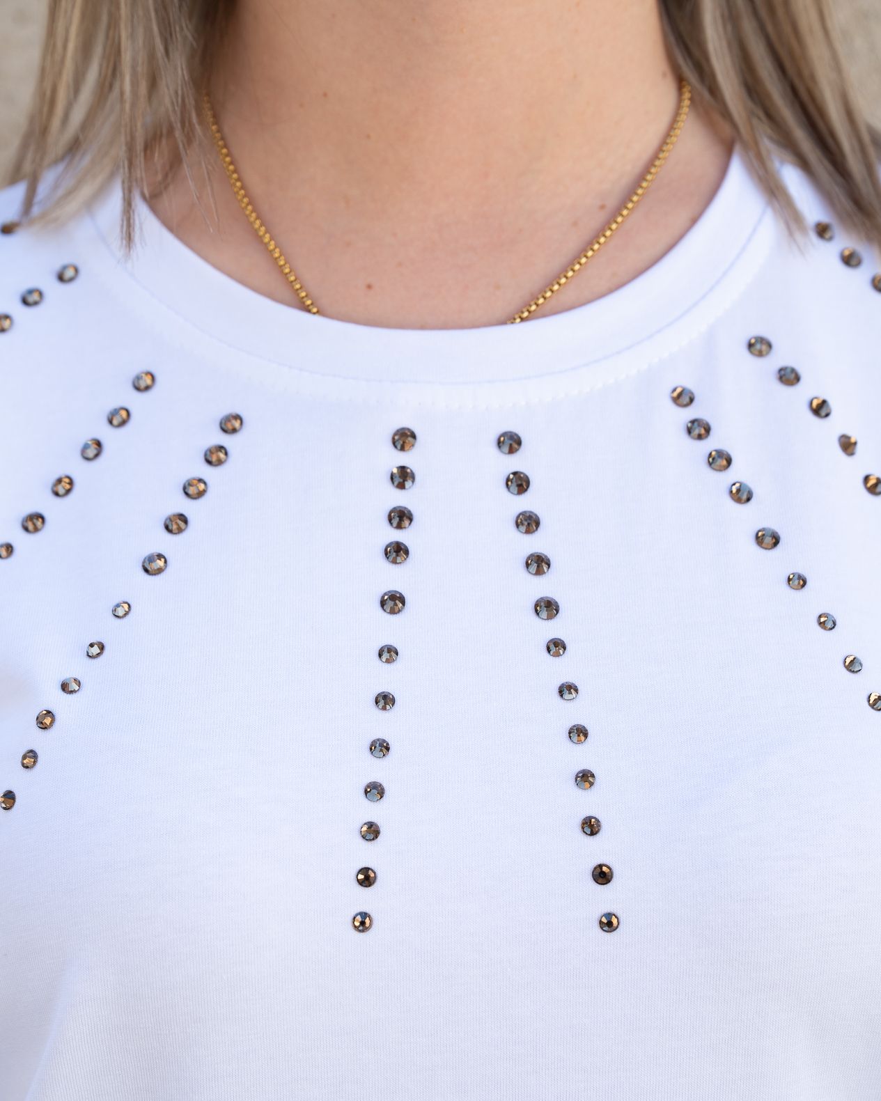 T-Shirt basic bianca con strass moro