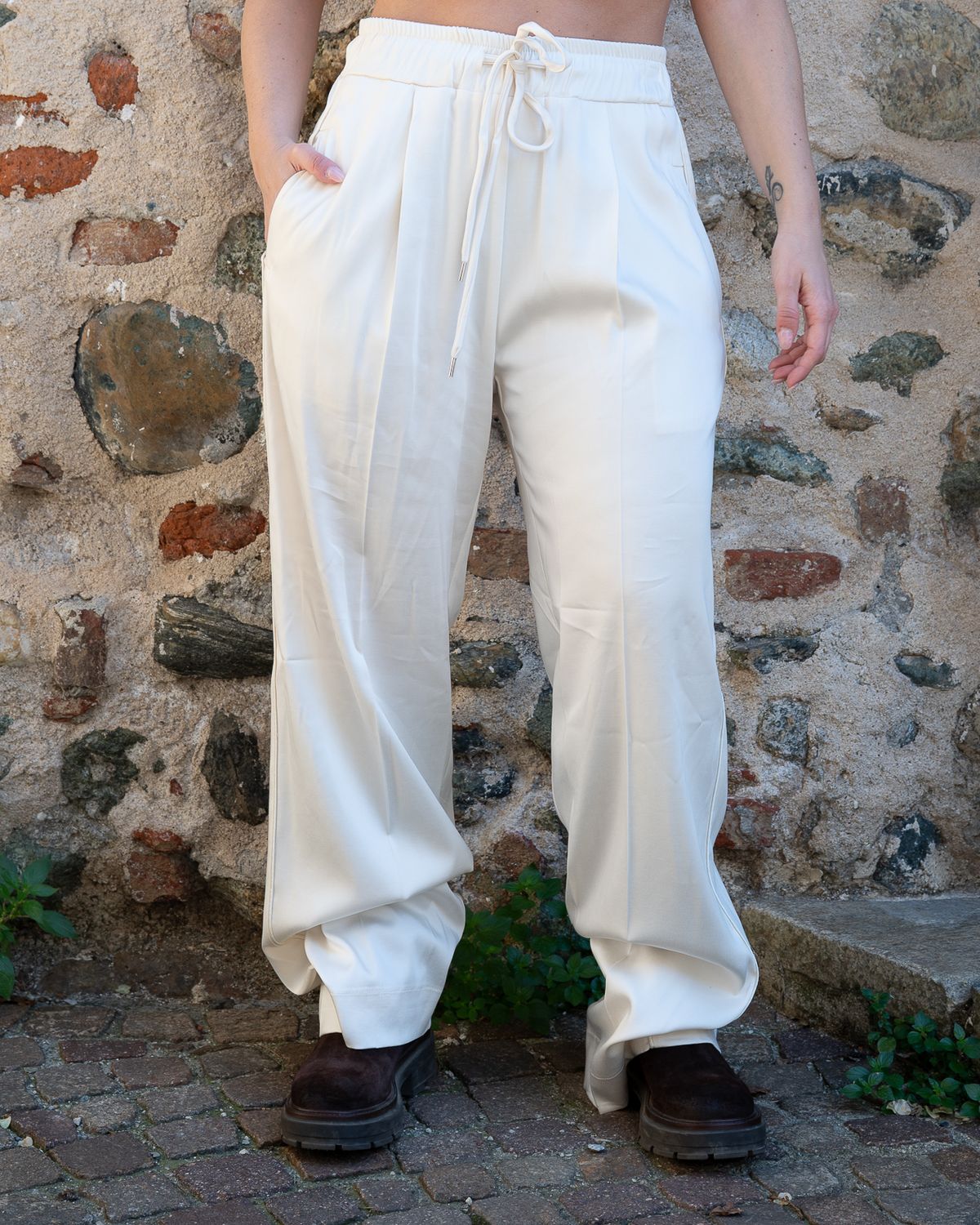 Pantalone in raso Maryley crema