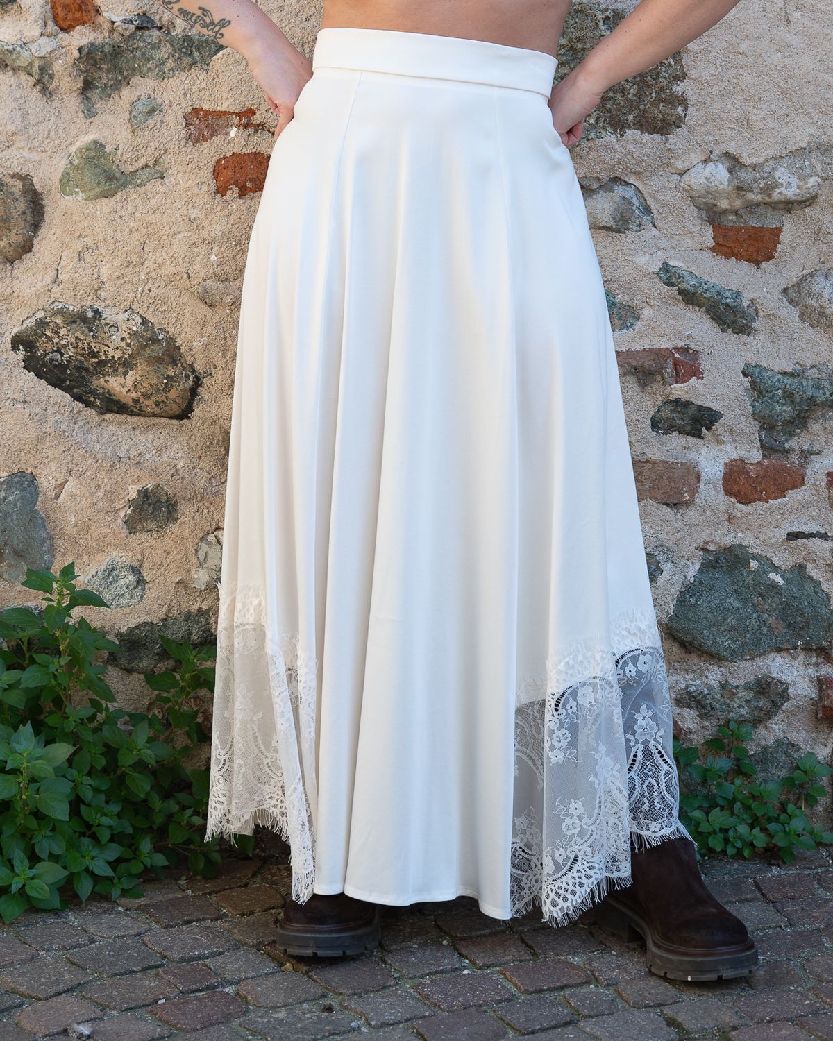 Gonna lunga Maryley con pizzo crema