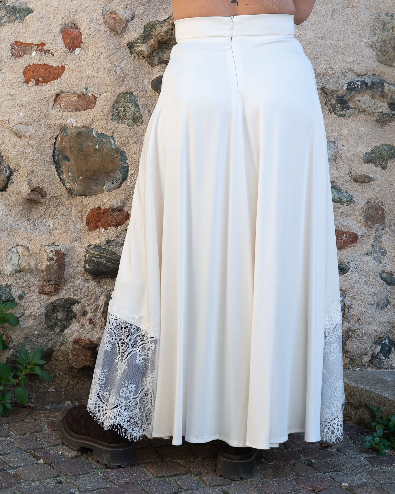 Gonna lunga Maryley con pizzo crema