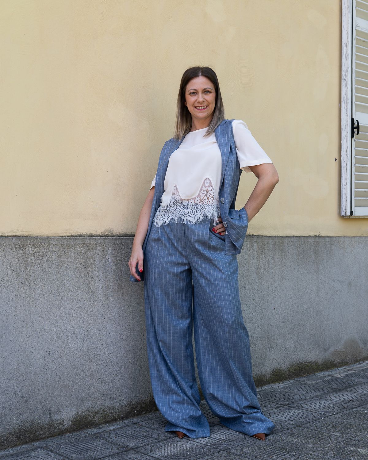 Tailleur Fly Girl carta da zucchero gessato