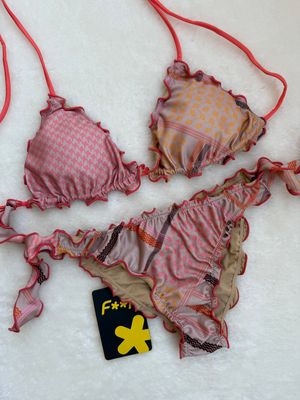 Bikini Tijuca Fk modello triangolo