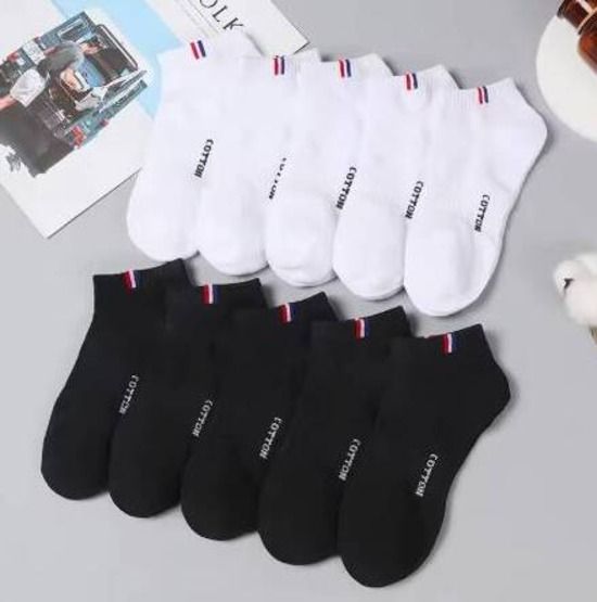 5 Pairs Spring Summer Casual Men&#39;s Socks Black or White