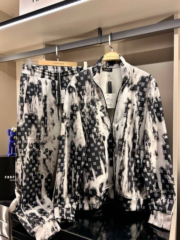 Amiri Set