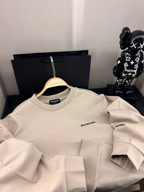 Balenciaga Sweat Shirt